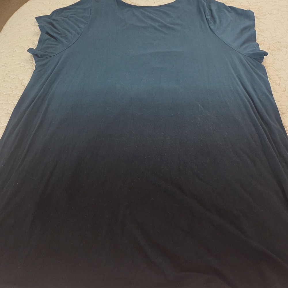 Torrid 6x Super Soft Teal Dip-Dye Hi-lo Tee - Picture 4 of 7